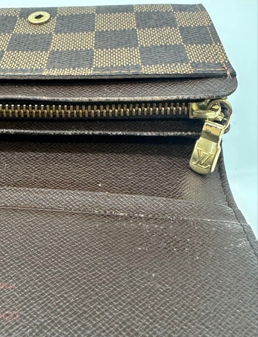 ルイヴィトン ダミエ エベヌ ポルトモネビエ トレゾール 二つ折り財布