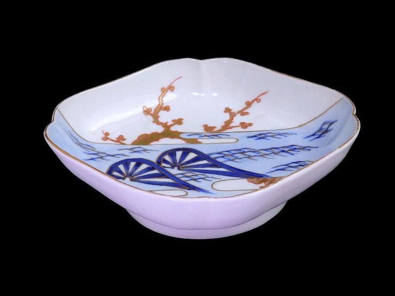 古伊万里　染錦　青海波に梅の図　菱形変形皿　５客　534AS-DBf