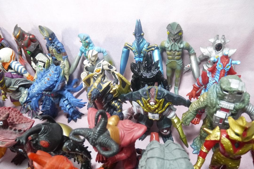 ウルトラ怪獣シリーズ　怪獣　ソフビ　87体セット