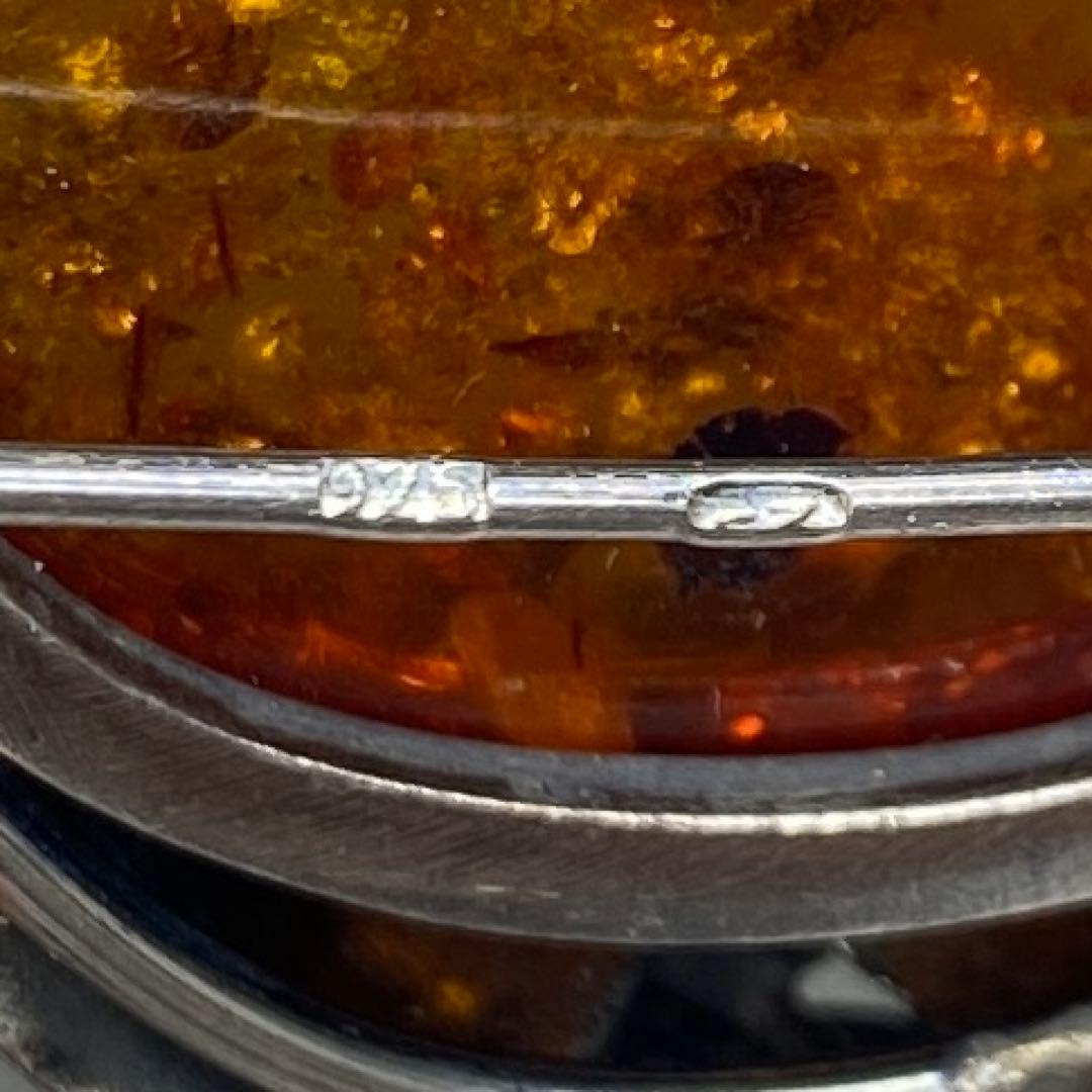 本蝋琥珀ブローチ　925刻印　本琥珀ブローチ5点　タエチ　50g