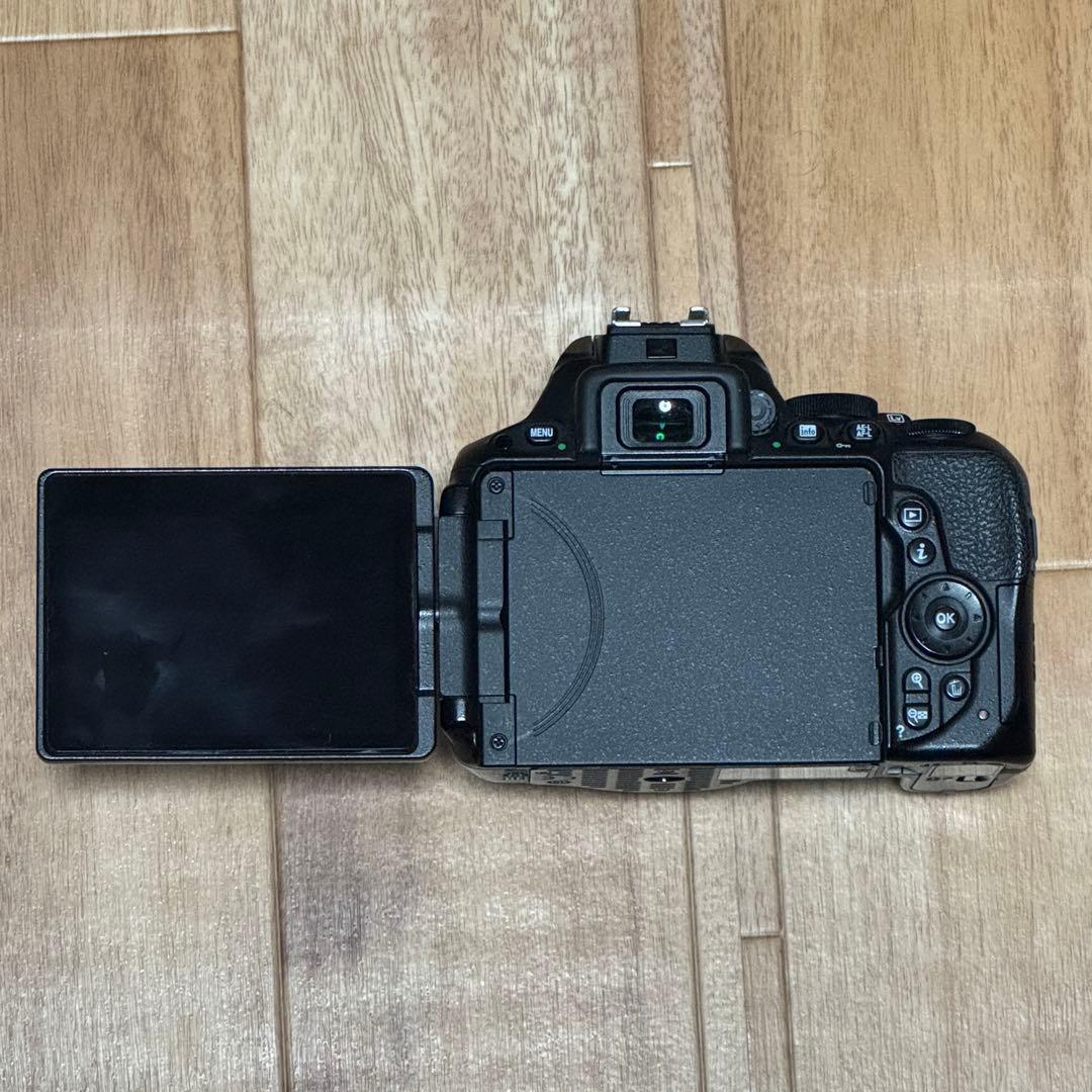 Nikon D5500 ダブルレンズセット 美品 バッグ付
