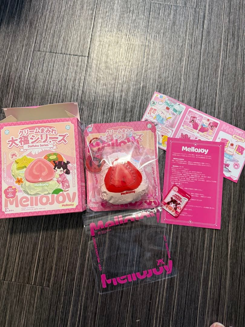 Mellojoy クリームまみれ大福　いちご