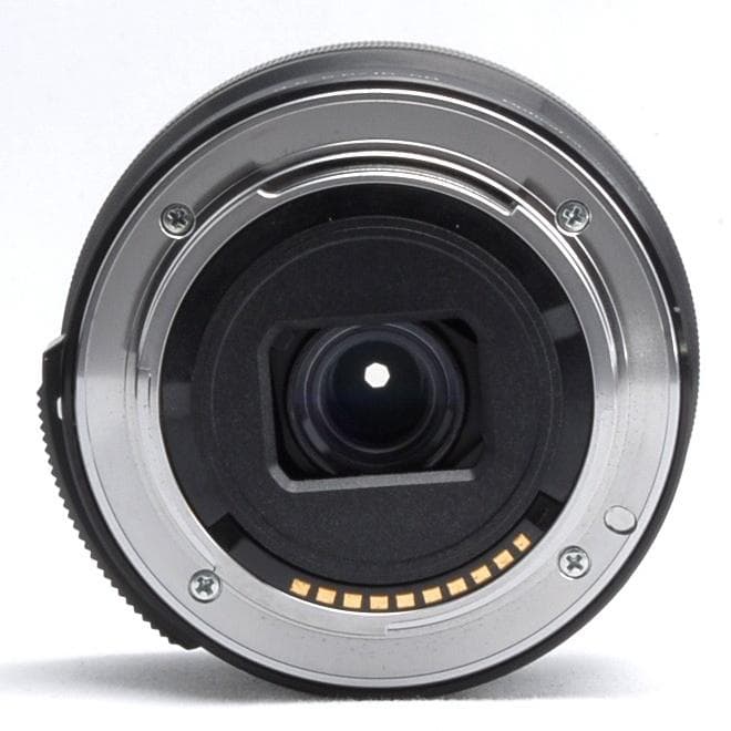 ★超軽量・高性能ミラーレス★Wi-Fi搭載でSNS共有一瞬★sony α6000