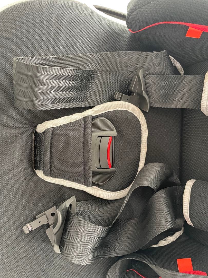 日本育児　トラベルベスト　チャイルドシート　ISOFIX アイソフィックス