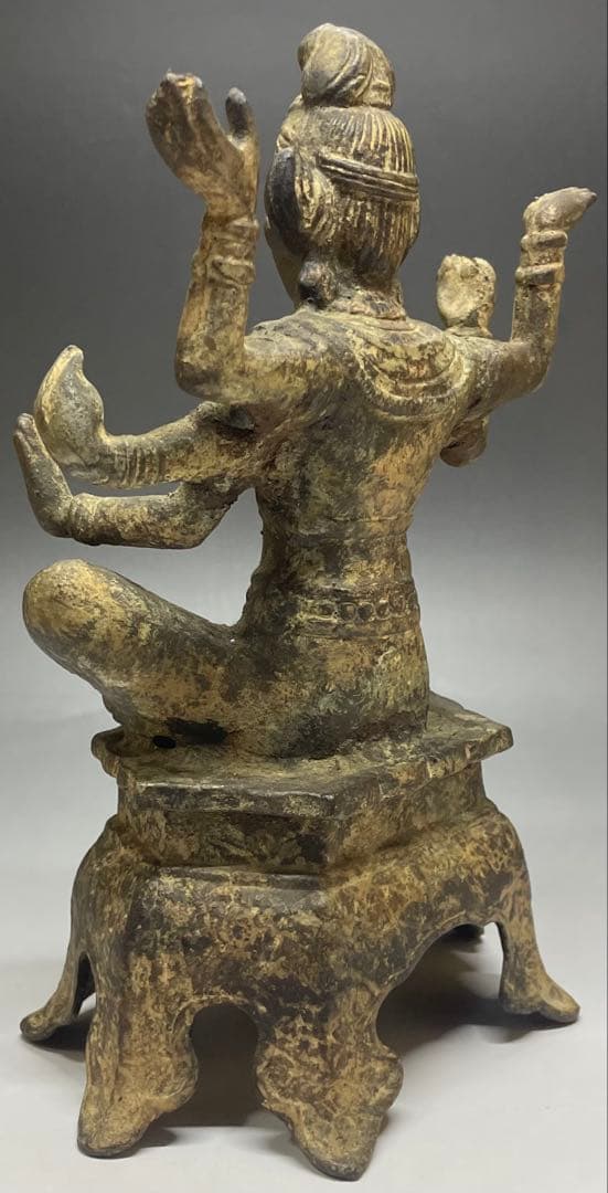 自在菩薩坐像　六手観音像　鉄製　C3120