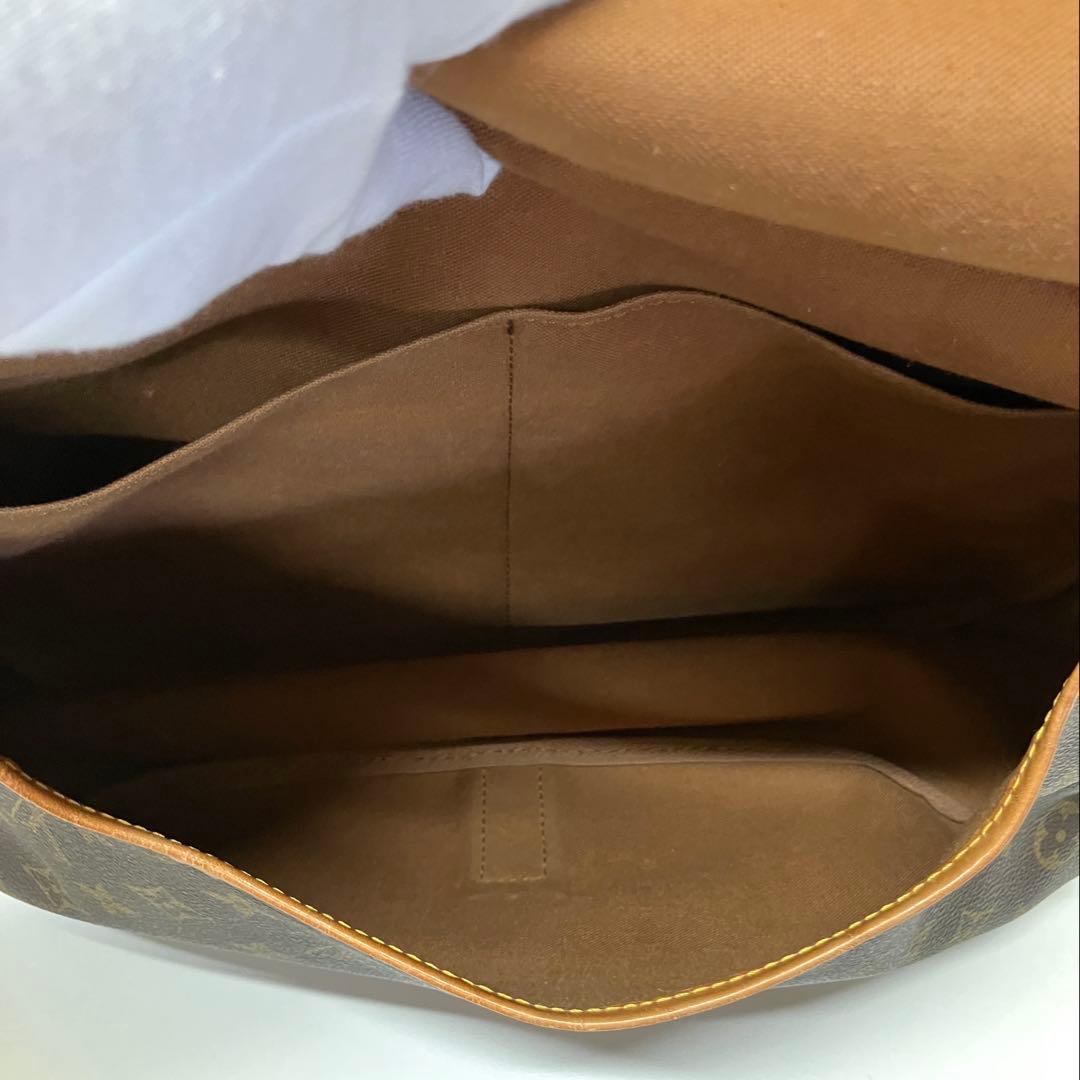 ES114 LOUIS VUITTON ルイヴィトン ソミュール35 モノグラム