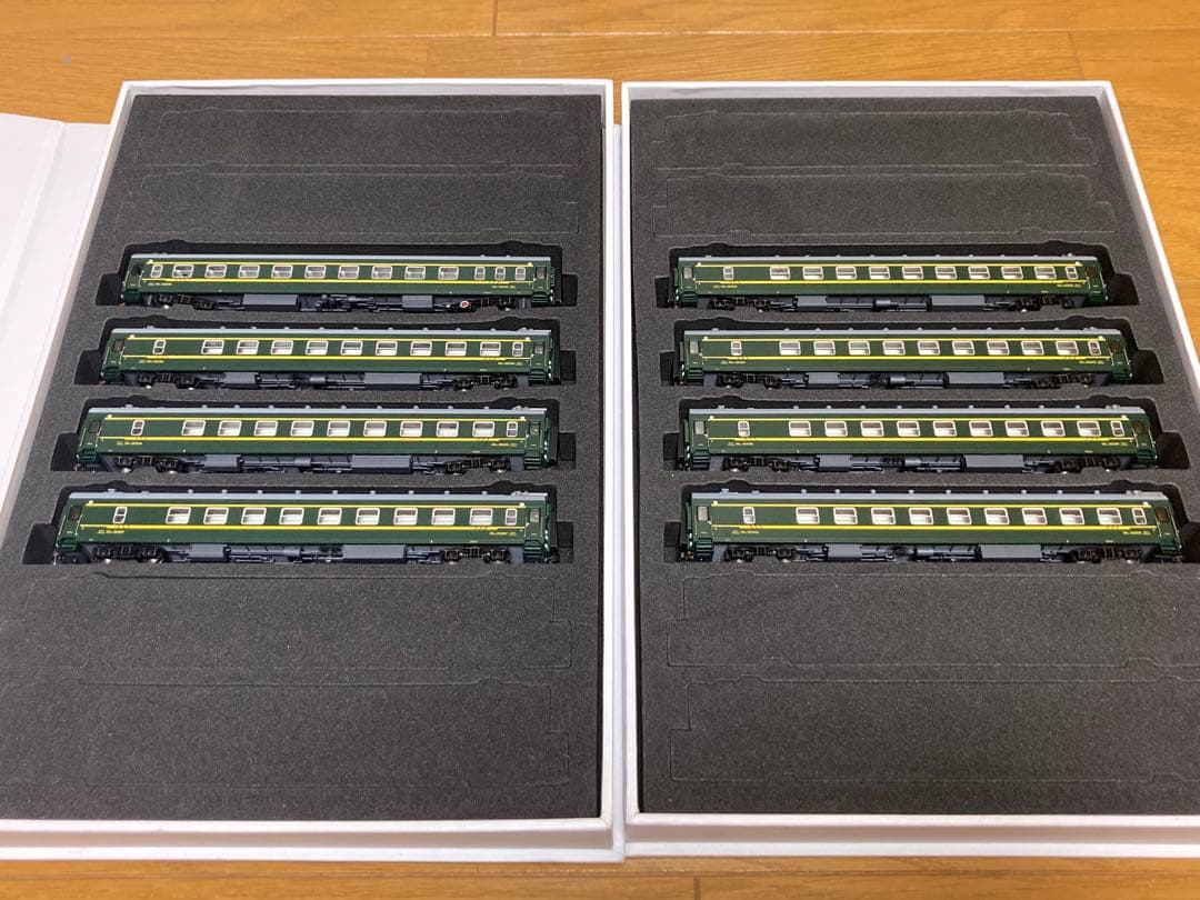 【室内灯付き】CHANGMING 25B型 客車 K1556/T8701次 8両