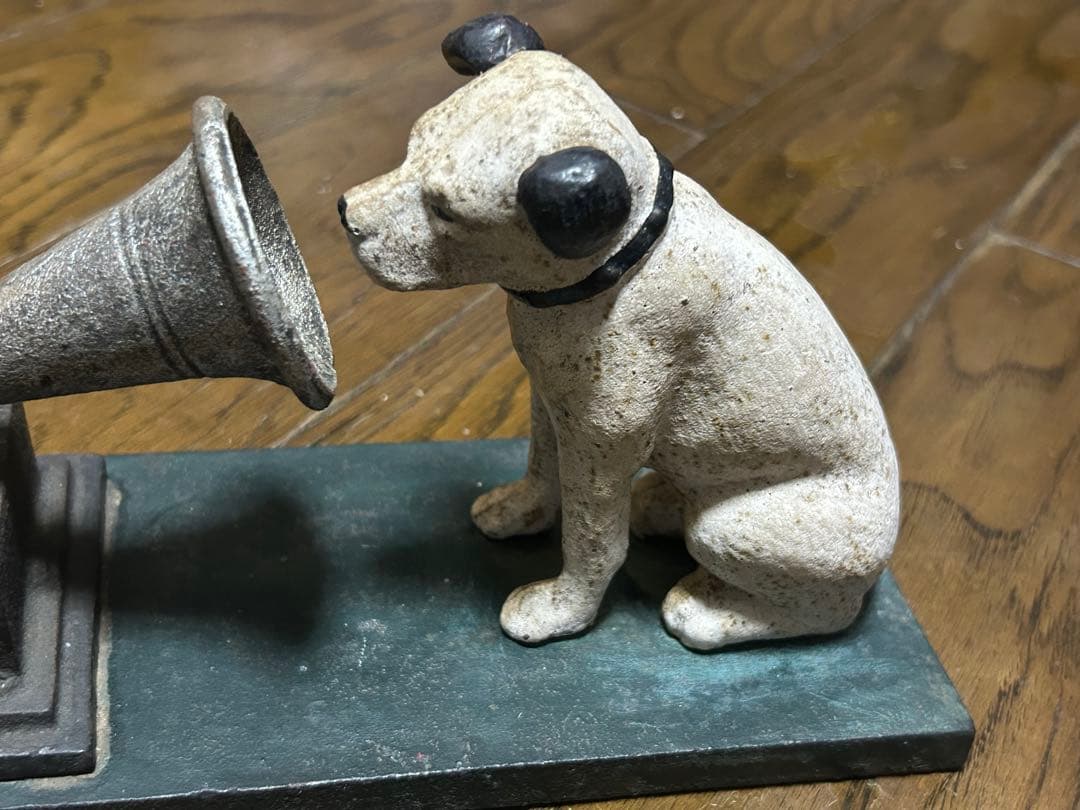 犬と蓄音機の金属製装飾品　レア商品　レトロ　昭和