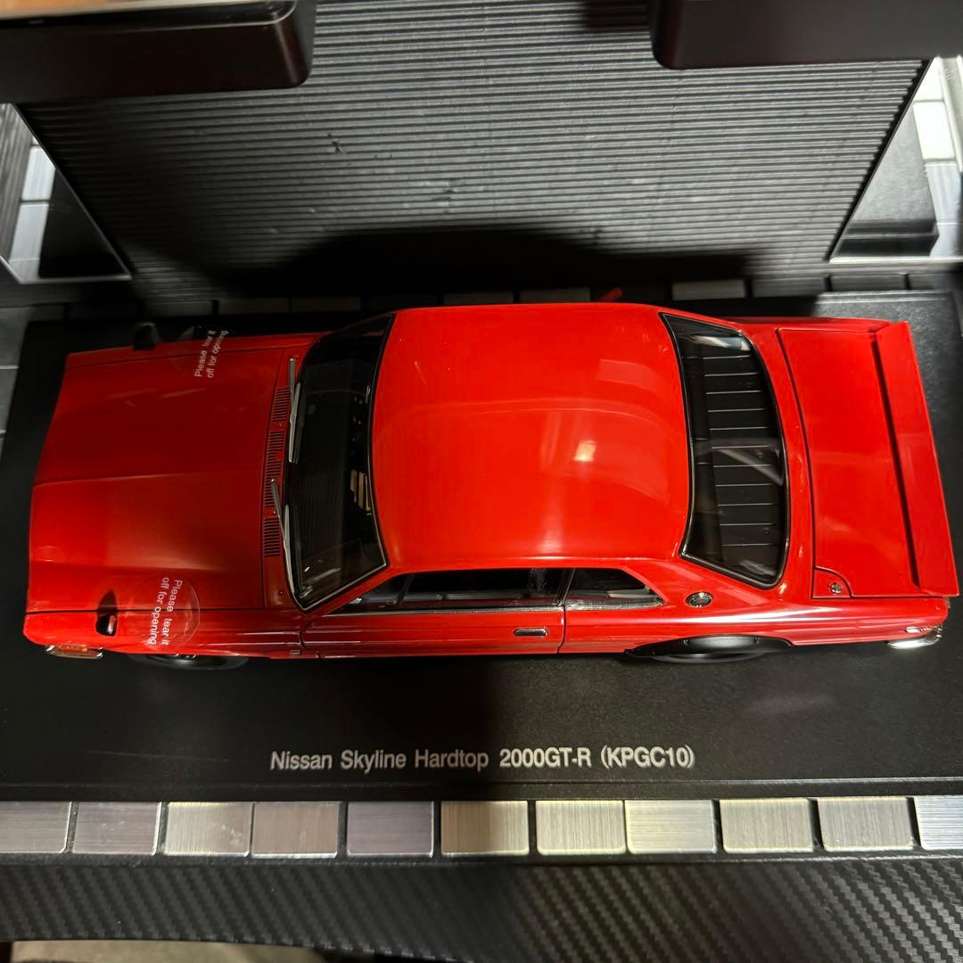 激レア未展示品 オートアート 1/18 スカイライン 2000 GT-R 赤