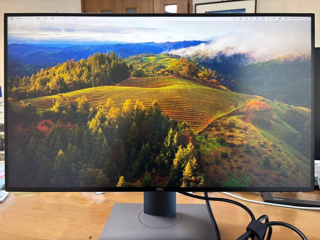 Dell 27インチ4KディスプレイU2720QM