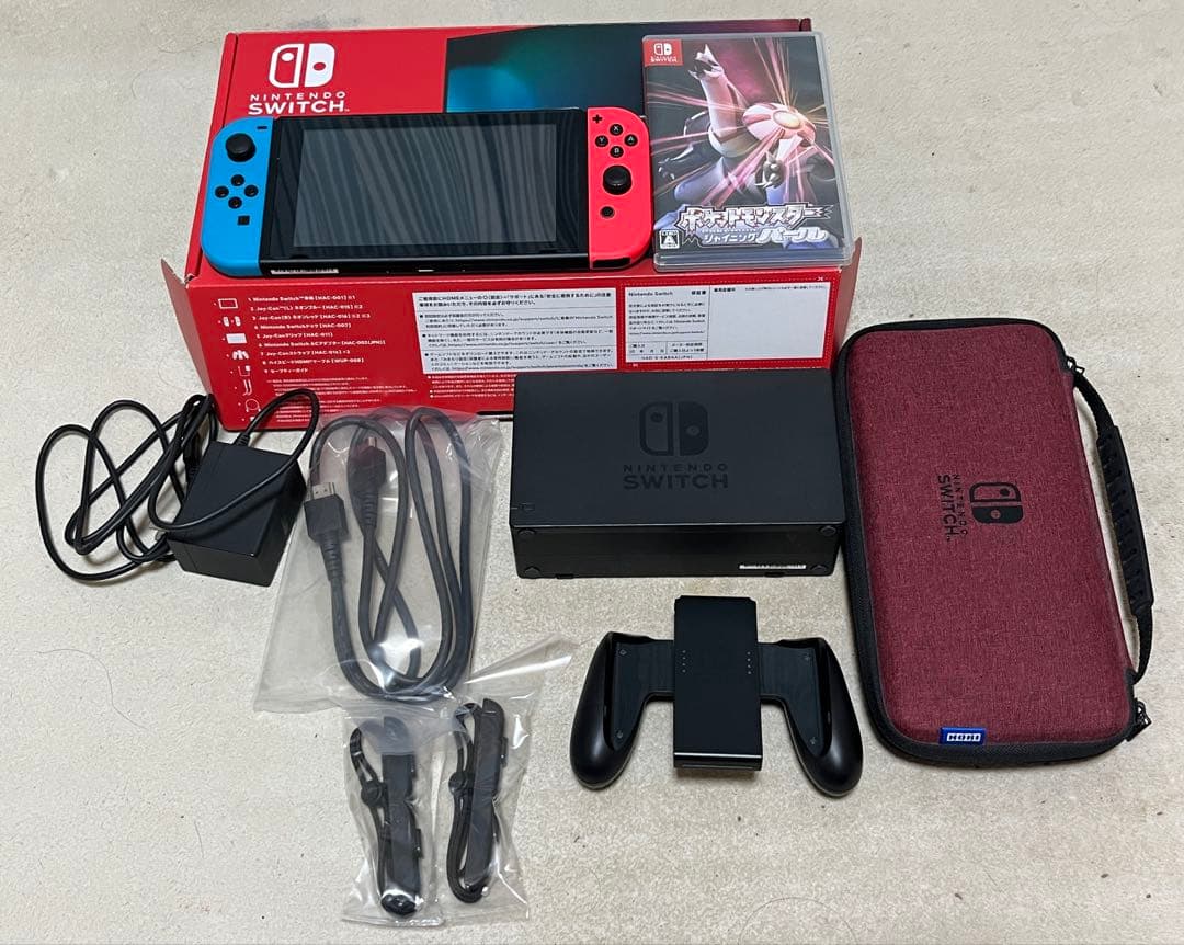 中古品Nintendo Switch + ポケットモンスター シャイニングパール