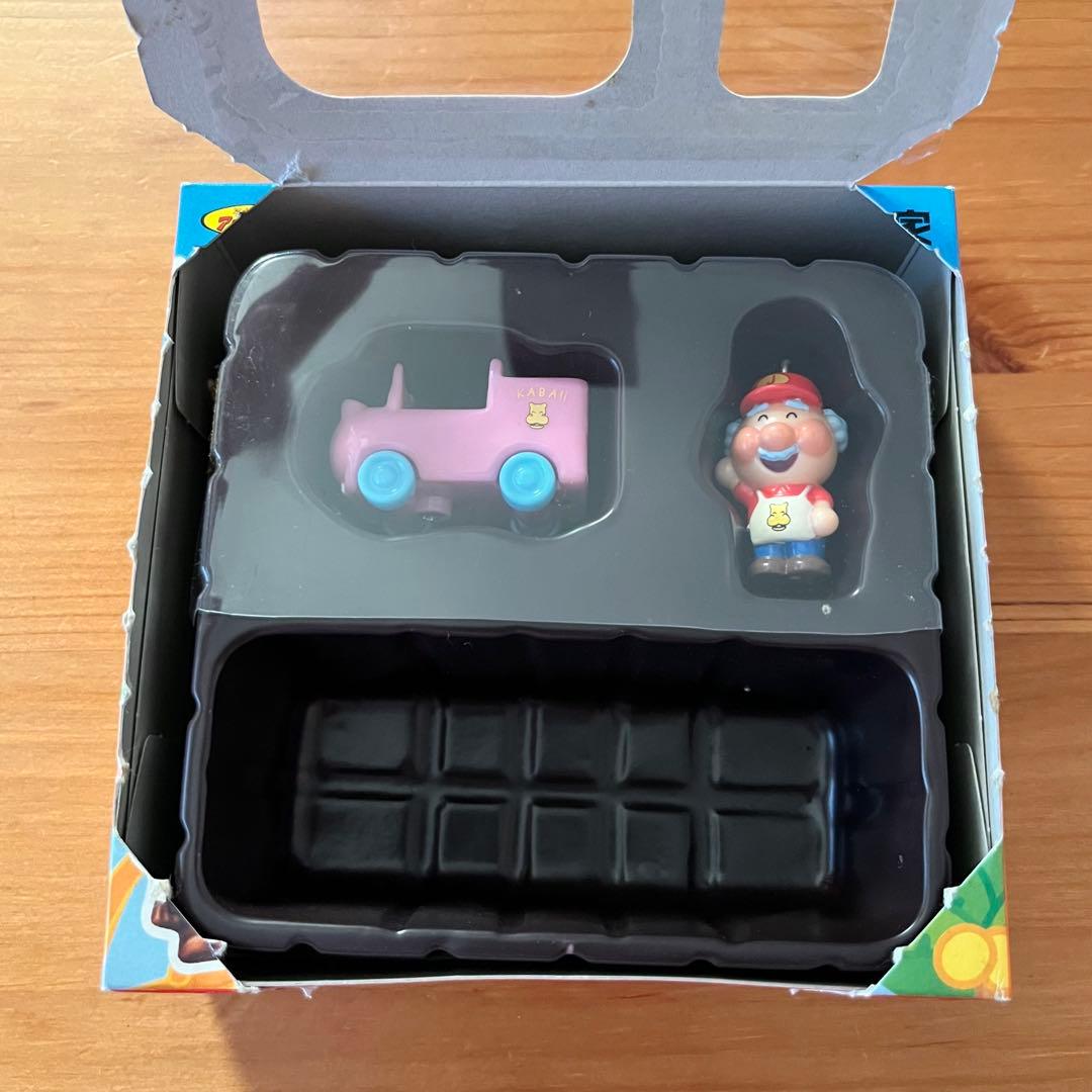 【未使用品】不二家 ゴーゴーアンパンマン フィギュア付 2003年物 9個セット