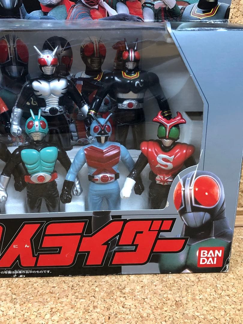 新品　栄光の10人ライダー　ソフビ　仮面ライダー　BANDAI 東映