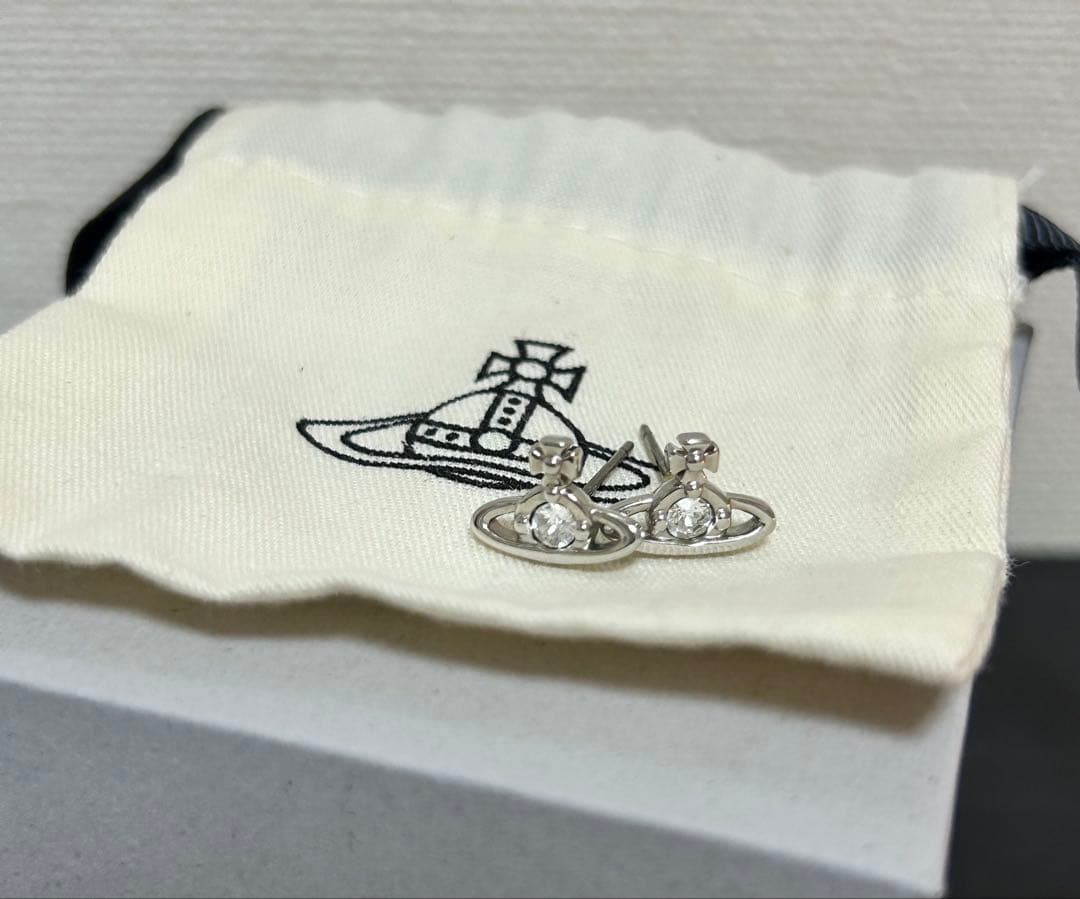 ヴィヴィアンウエストウッド オーブ ピアス 箱 袋付き