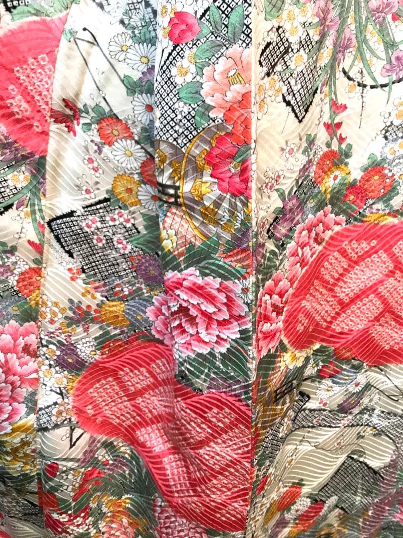 最高級　ブランド　千總　振袖 美品　Sサイズ　絞り　花柄 ピンクと白