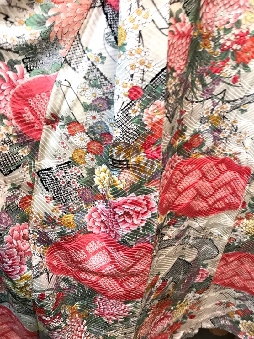 最高級　ブランド　千總　振袖 美品　Sサイズ　絞り　花柄 ピンクと白