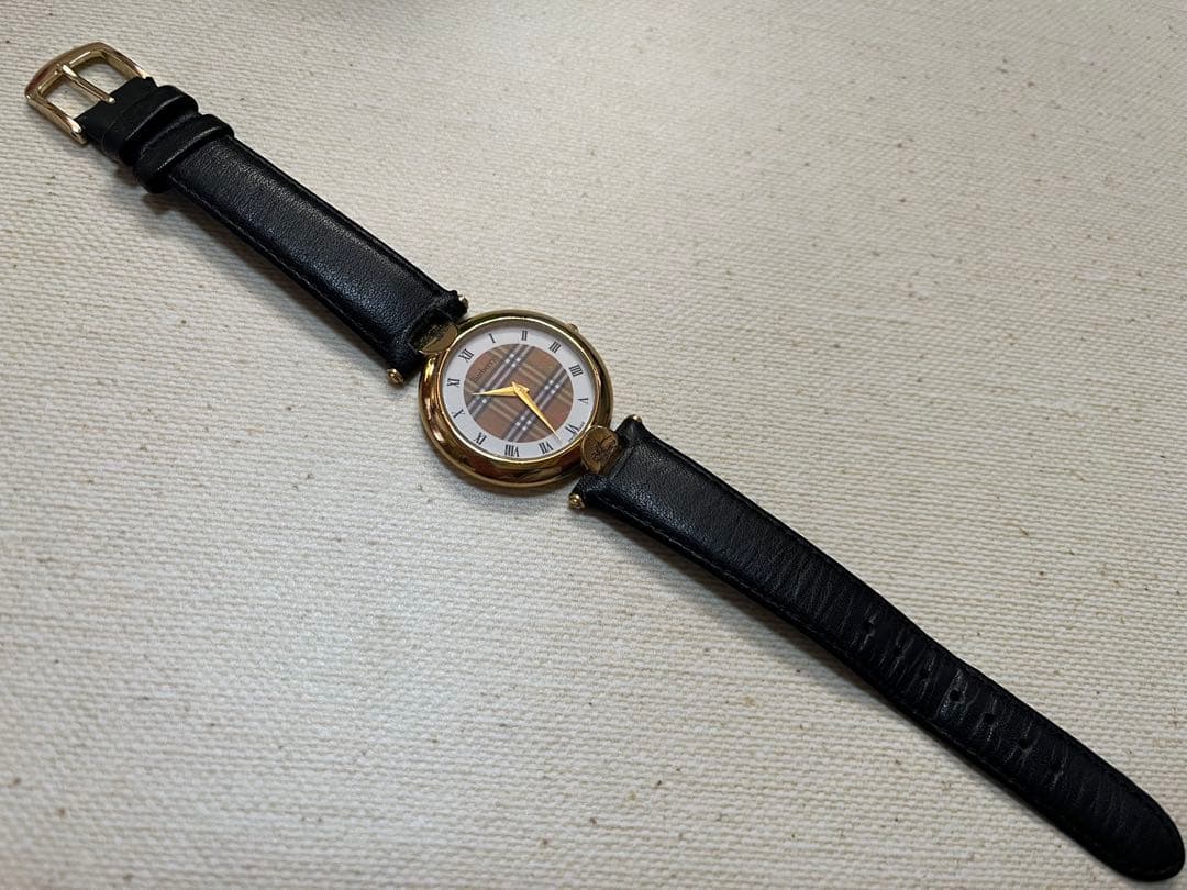 稼働品です☺︎BURBERRY/バーバリーノバチェッククォーツメンズウォッチ