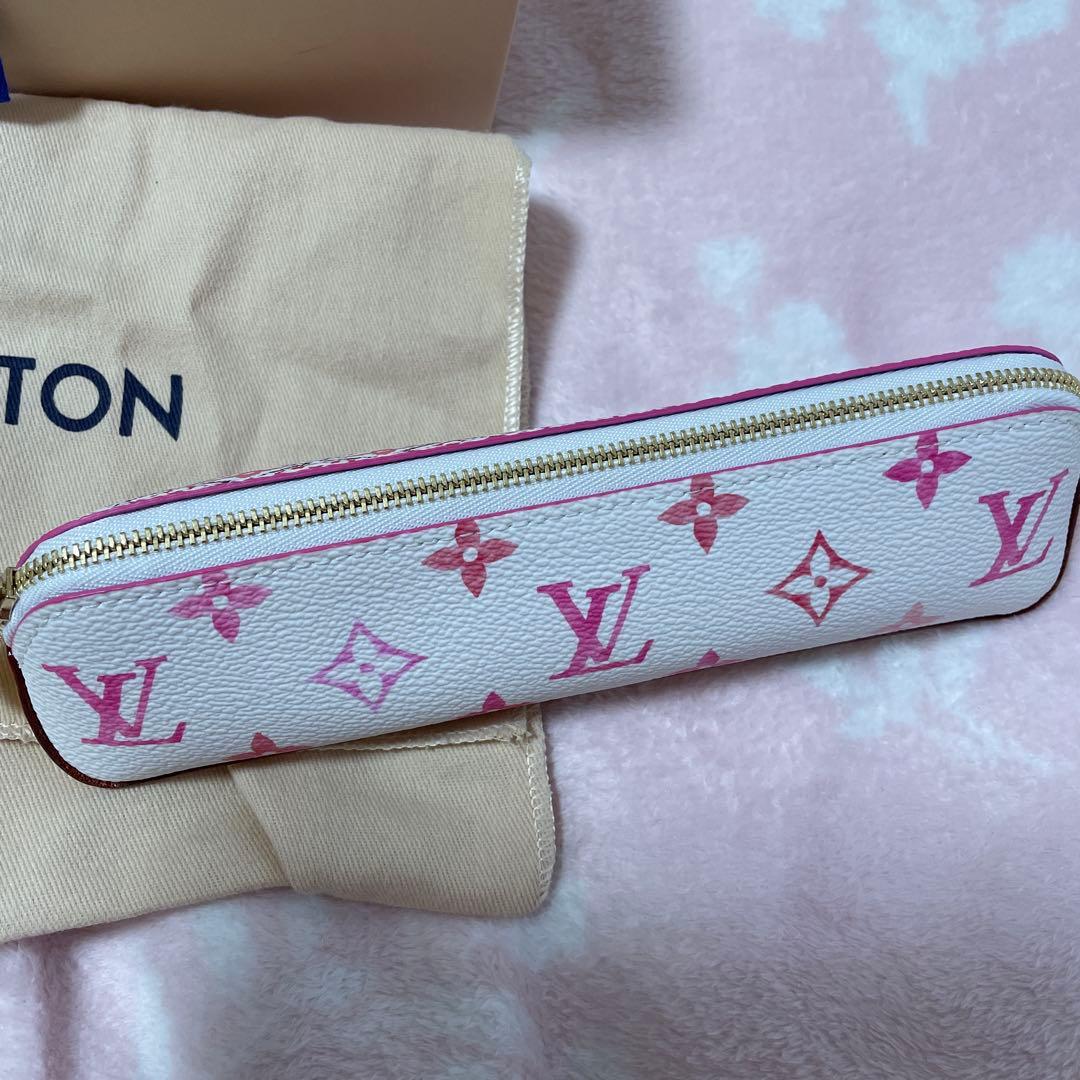 ルイヴィトン　ペンケース