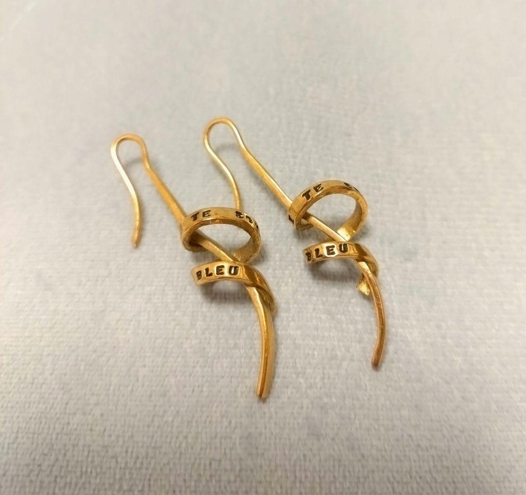 WISH YOU BLUE ブルーな気分 ゴールドピアス セルジュトラヴァル