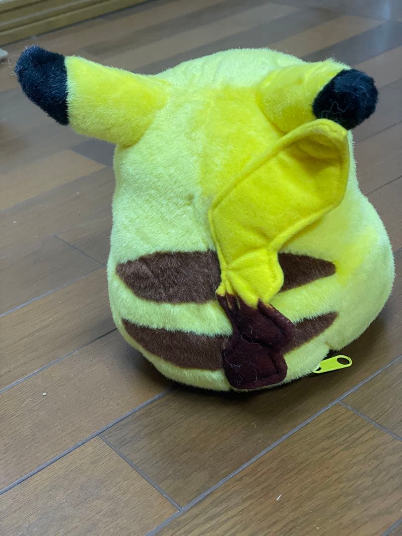 初代ポケットモンスター ピカチュウ おしゃべりぬいぐるみ