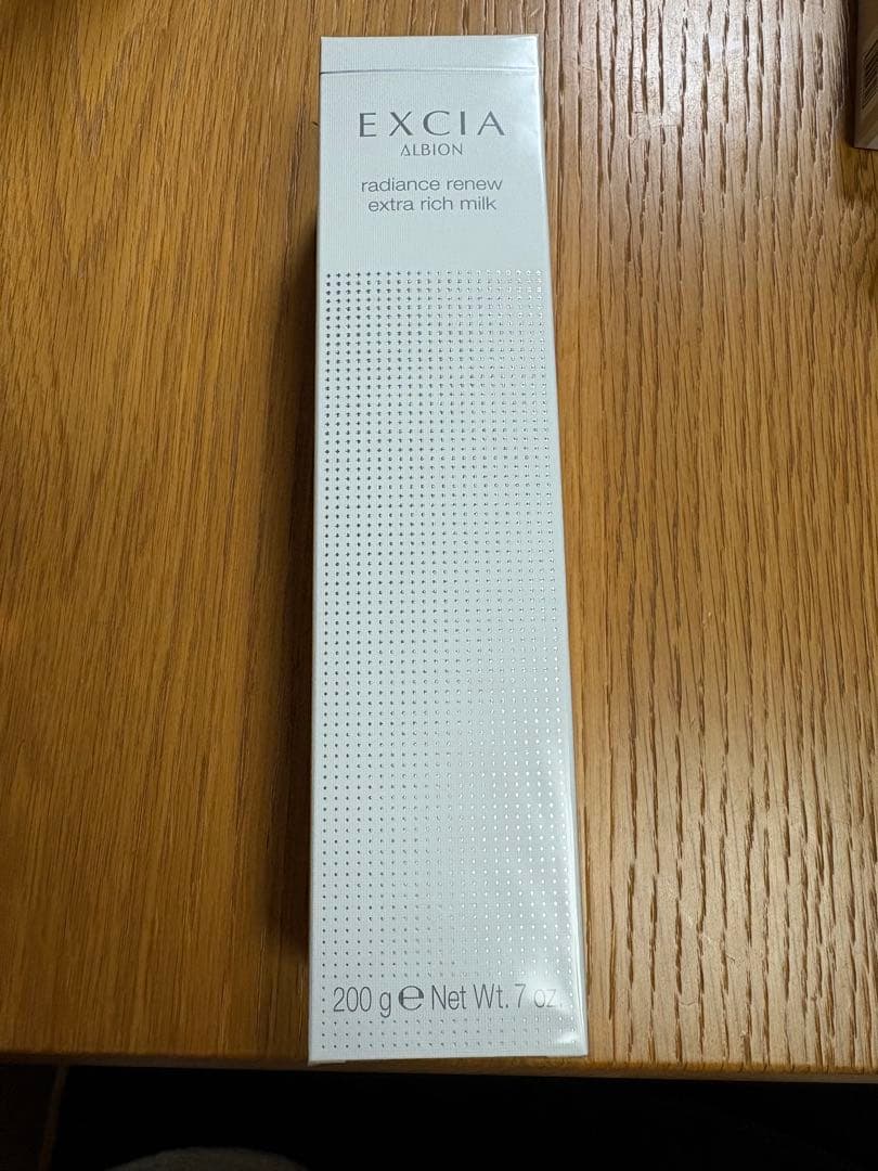 ど*ん様 アルビオンエクシア　ラディアンスリニュー エクストラリッチミルク