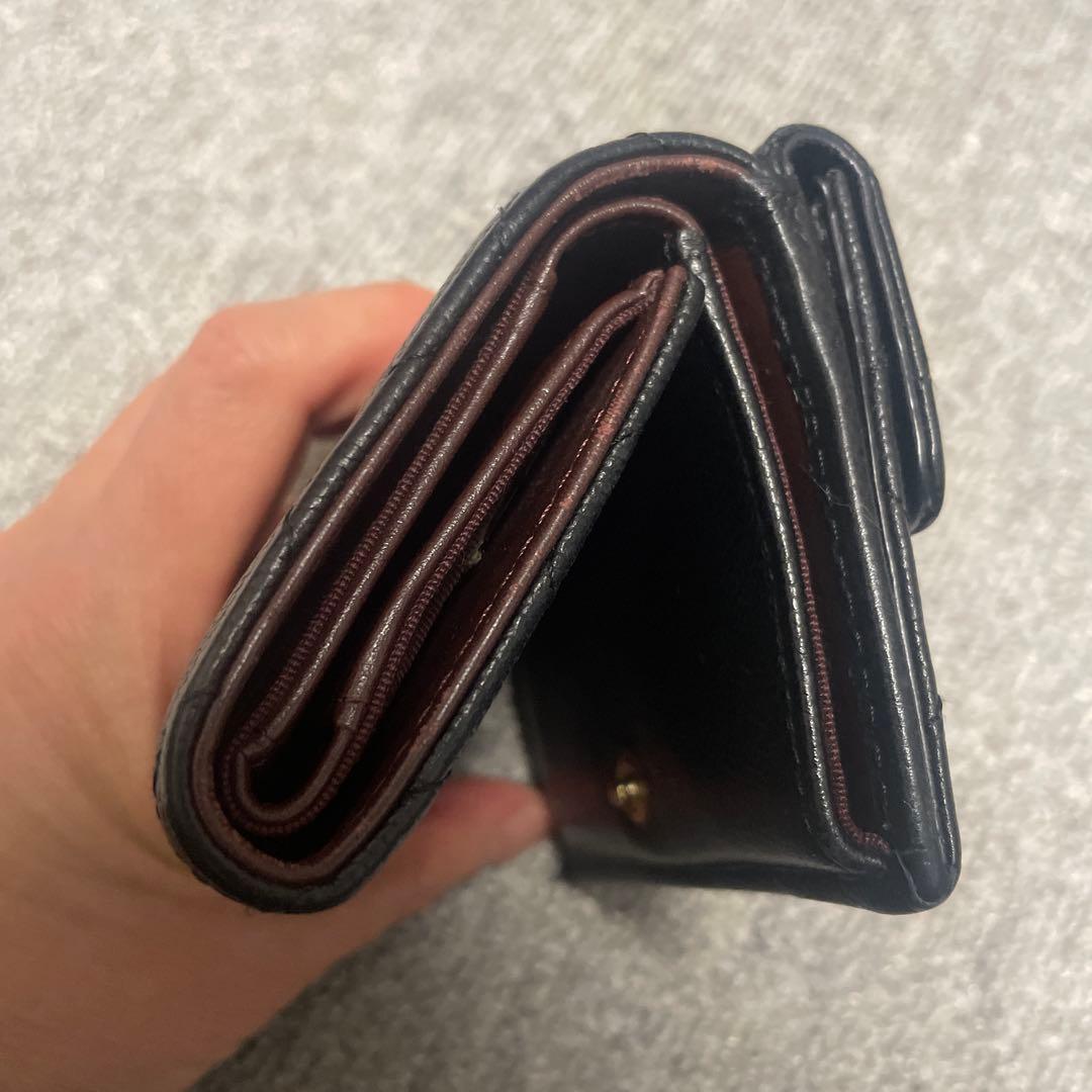 CHANEL 黒 レザー 三つ折り財布