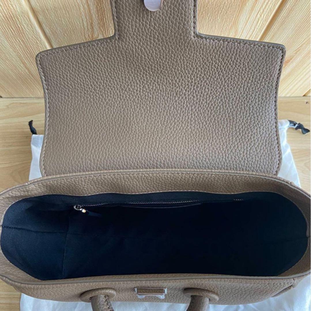 VASIC ショルダーバッグ