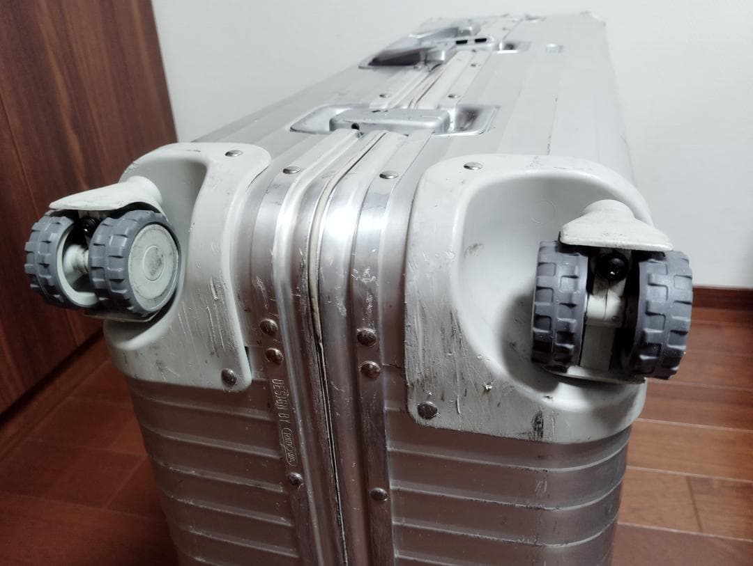 リモワスーツケース　トパーズ　104リットル　4輪　廃版ヴィンテージモデル