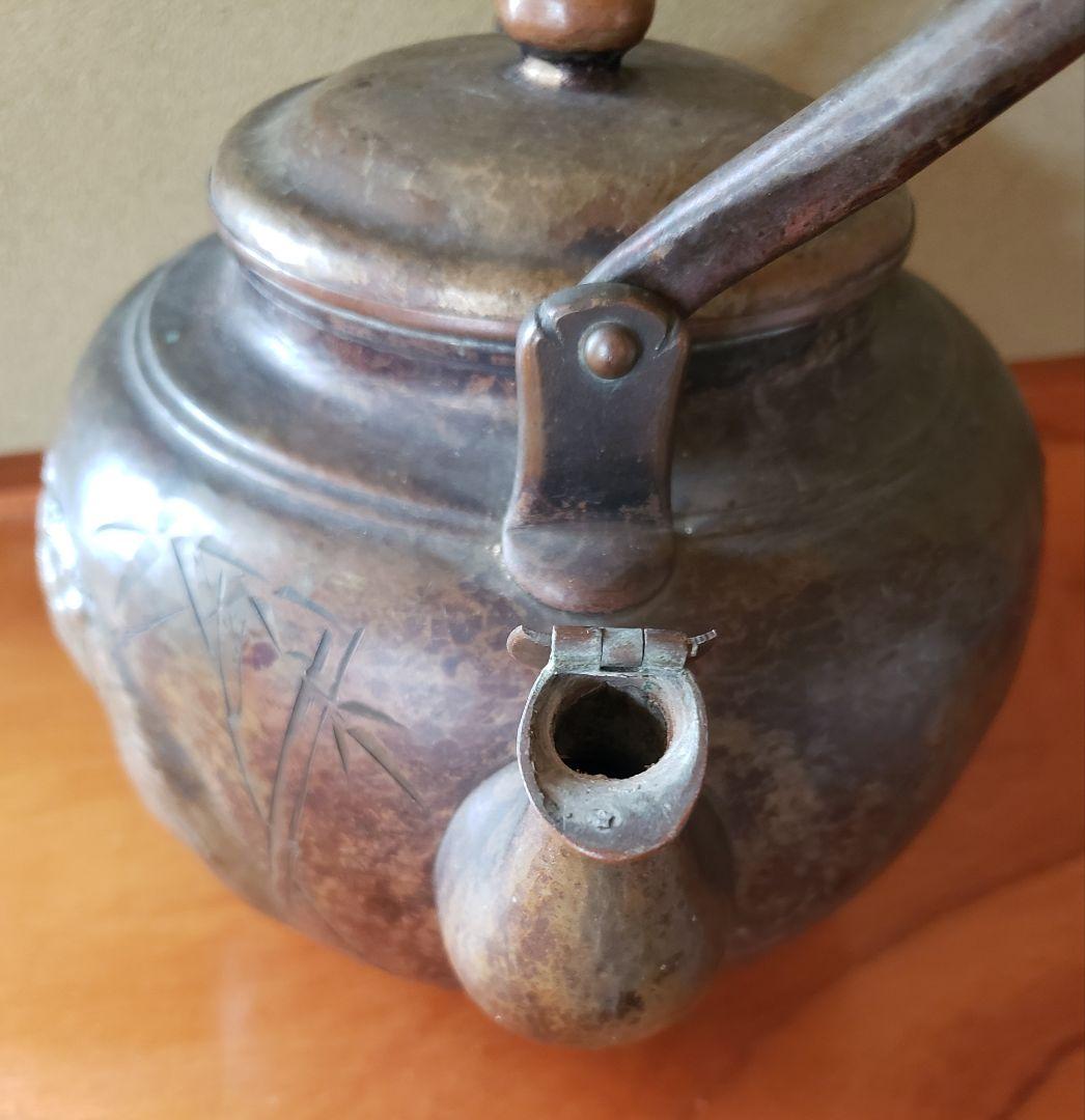 No216　大正・昭和期の 虎に不二図 の銅製 やかん(水注)