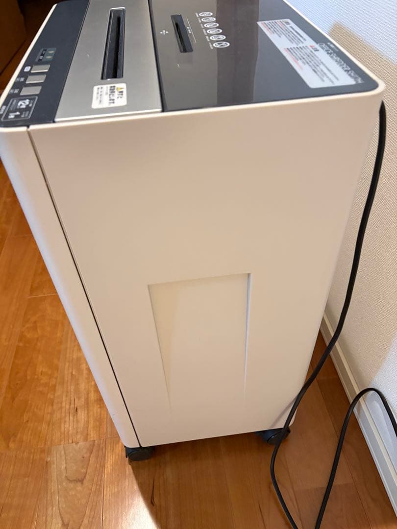 電動シュレッダー アイリスオーヤマ　SH12H ジャンク品