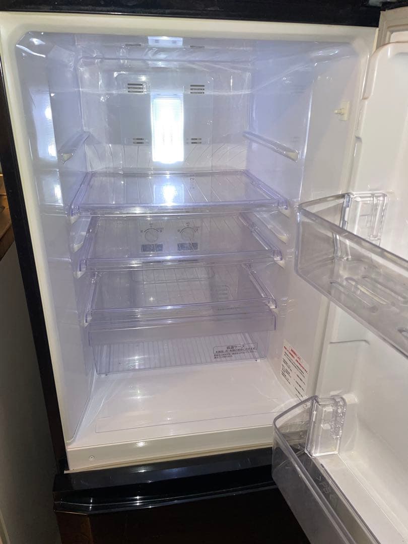 三菱 2ドア冷蔵庫 146L（MR-P15W-B）/ 2013年製