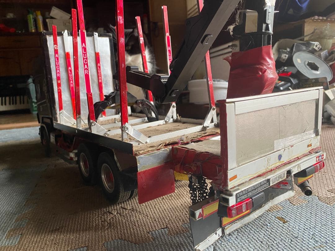 タミヤ　1/14 スカニア原木運搬フルトレーラー仕様　フルオペ