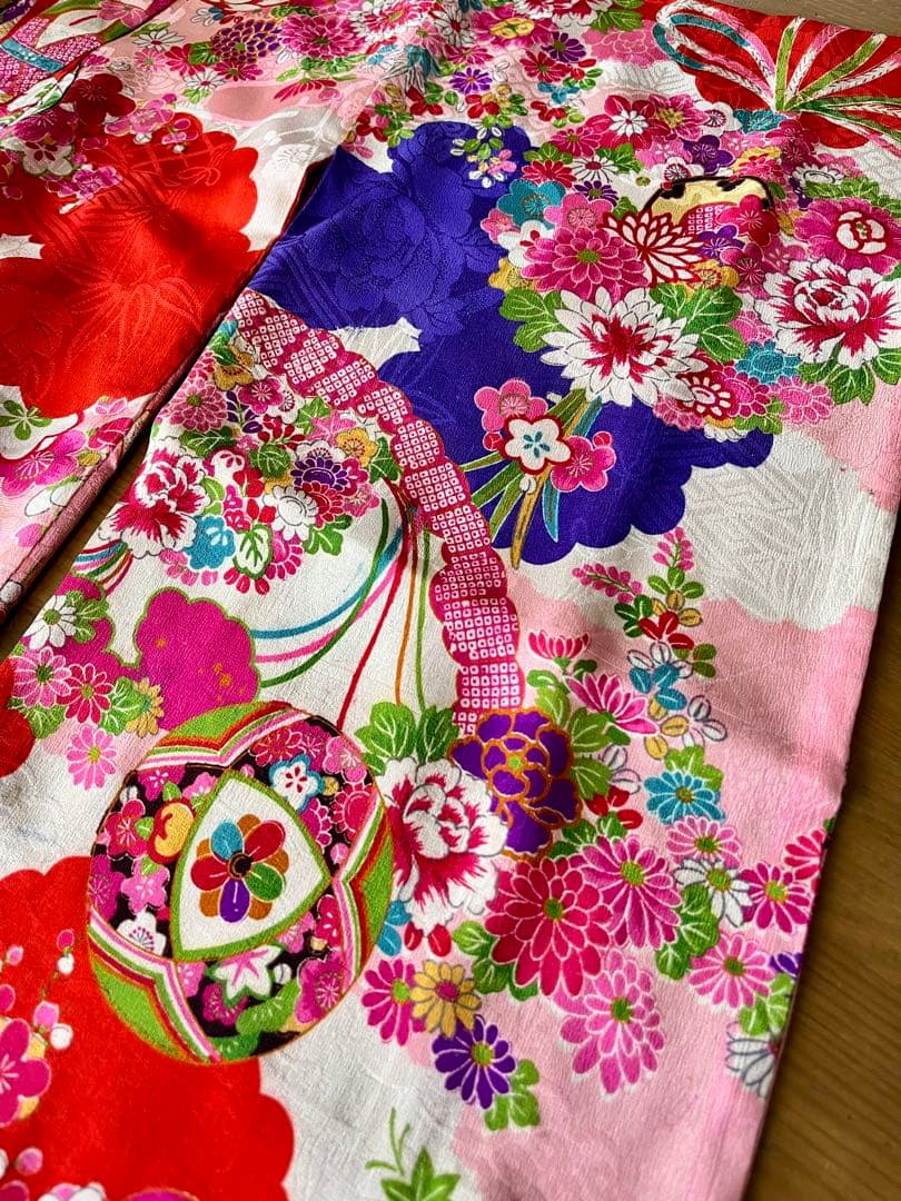 正絹 アンティーク着物 七五三 ◇御所車 薬玉 鞠 平安雅な古典柄