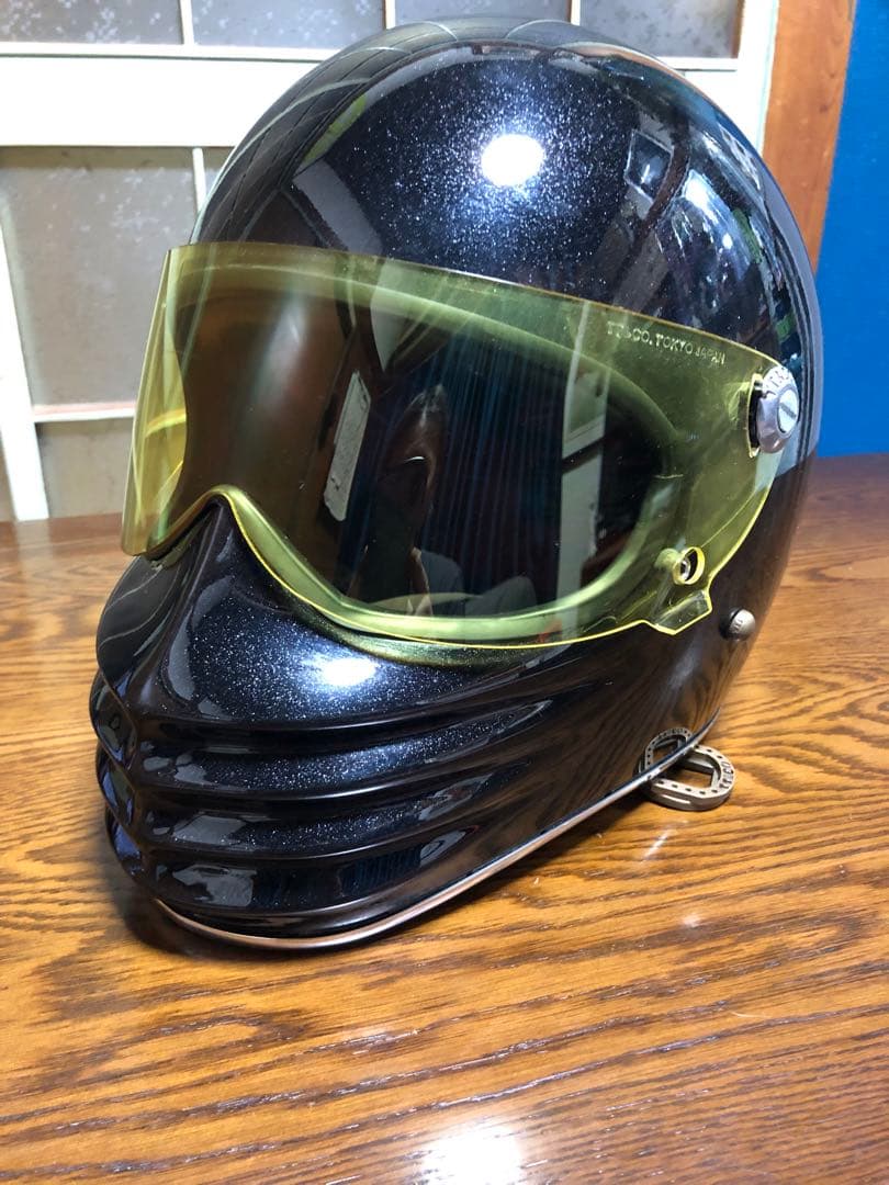 TT&CO トンプソンRT ブラックラメ　イエローシールド