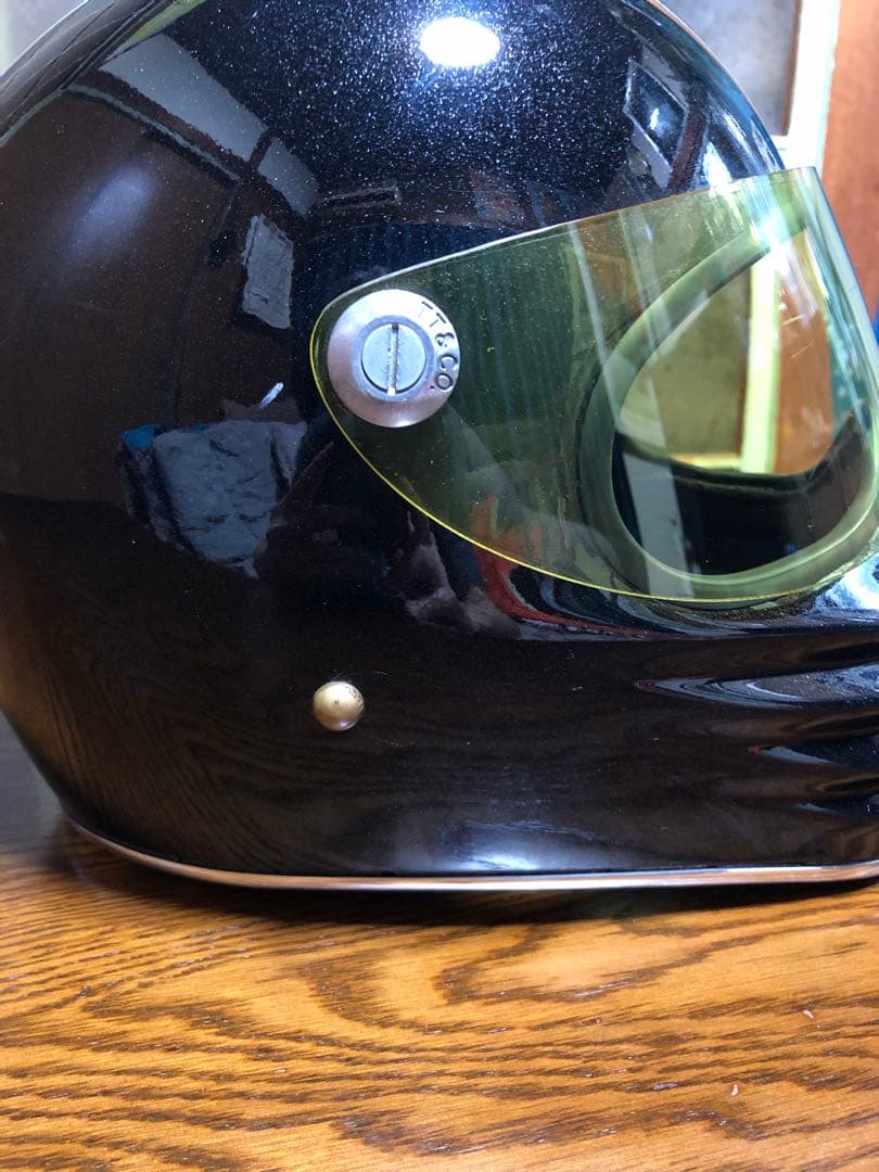 TT&CO トンプソンRT ブラックラメ　イエローシールド