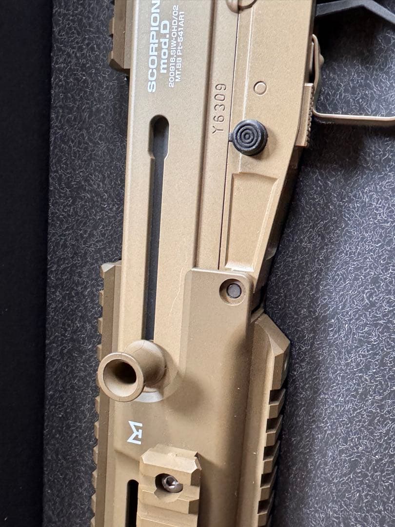 東京マルイ　SCORPION mod. D コンパクト電動ガン