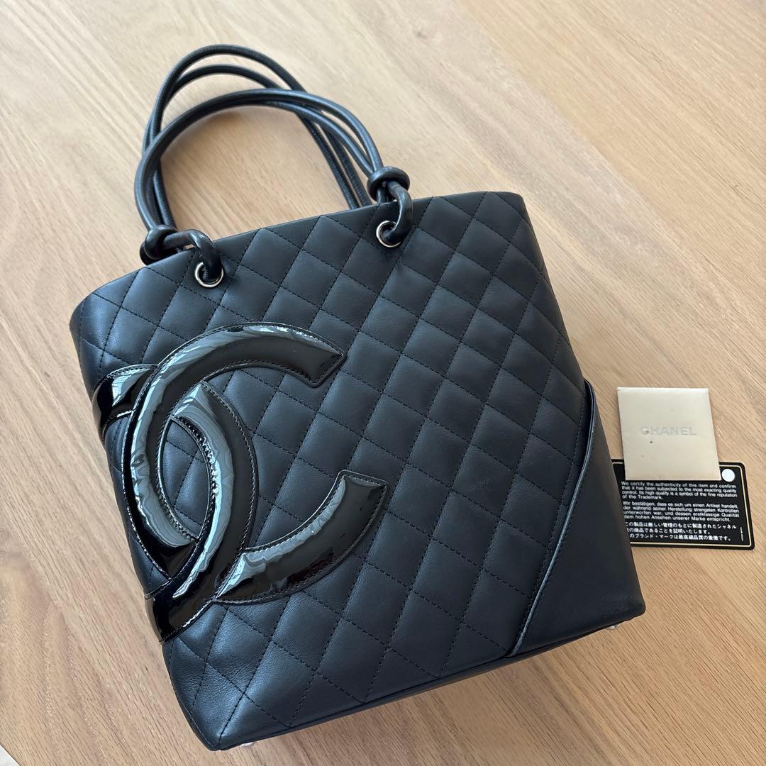 シャネル　カンボンライン