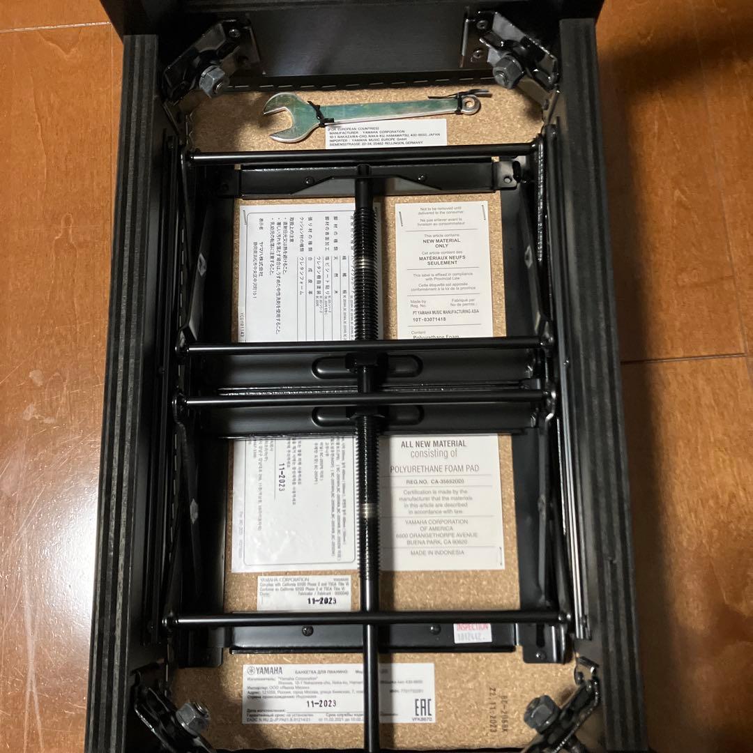 【セット①】YAMAHA P-225 24年製 純正スタンド、３本ペダル、椅子付