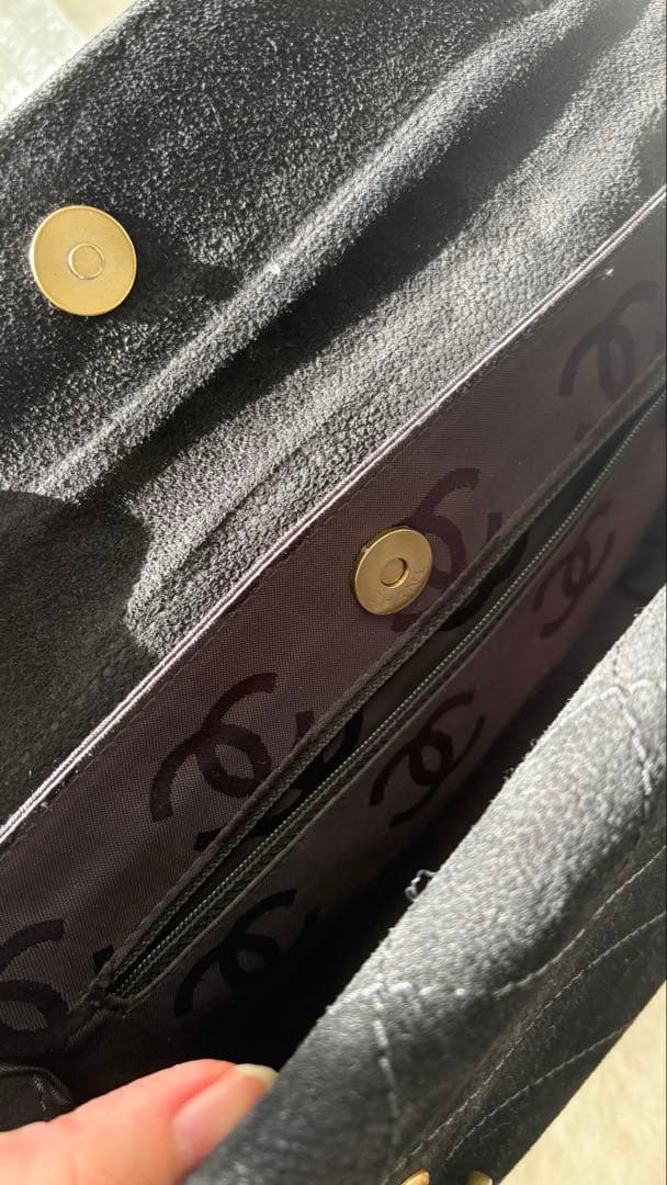 CHANELマトラッセチェーンバッグ