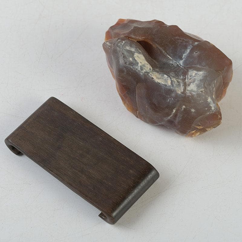 天然石　鑑賞石　瑪瑙　原石　唐木台付　置物　Z　8612