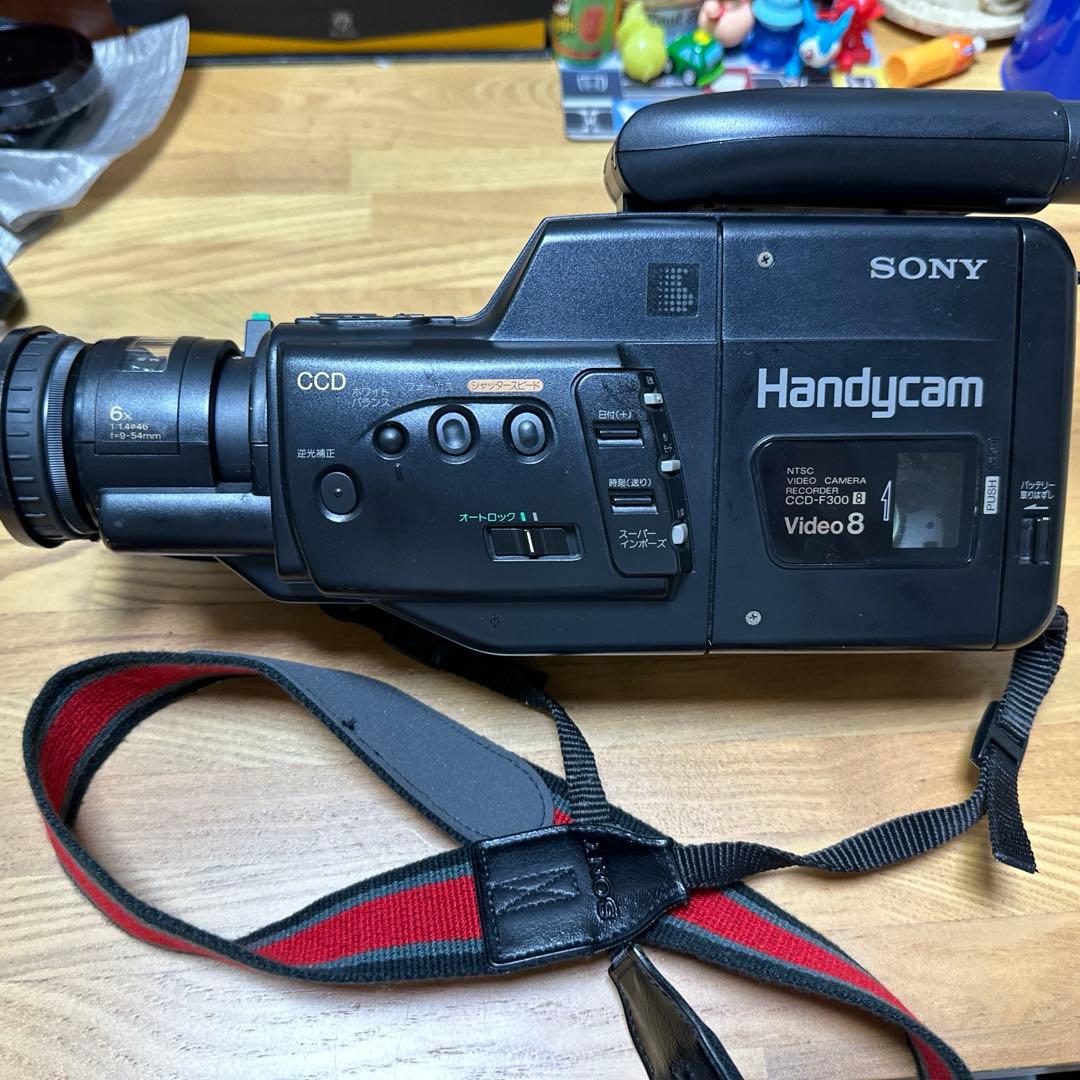 ソニー HDV CCD-F300 video8本体のみ