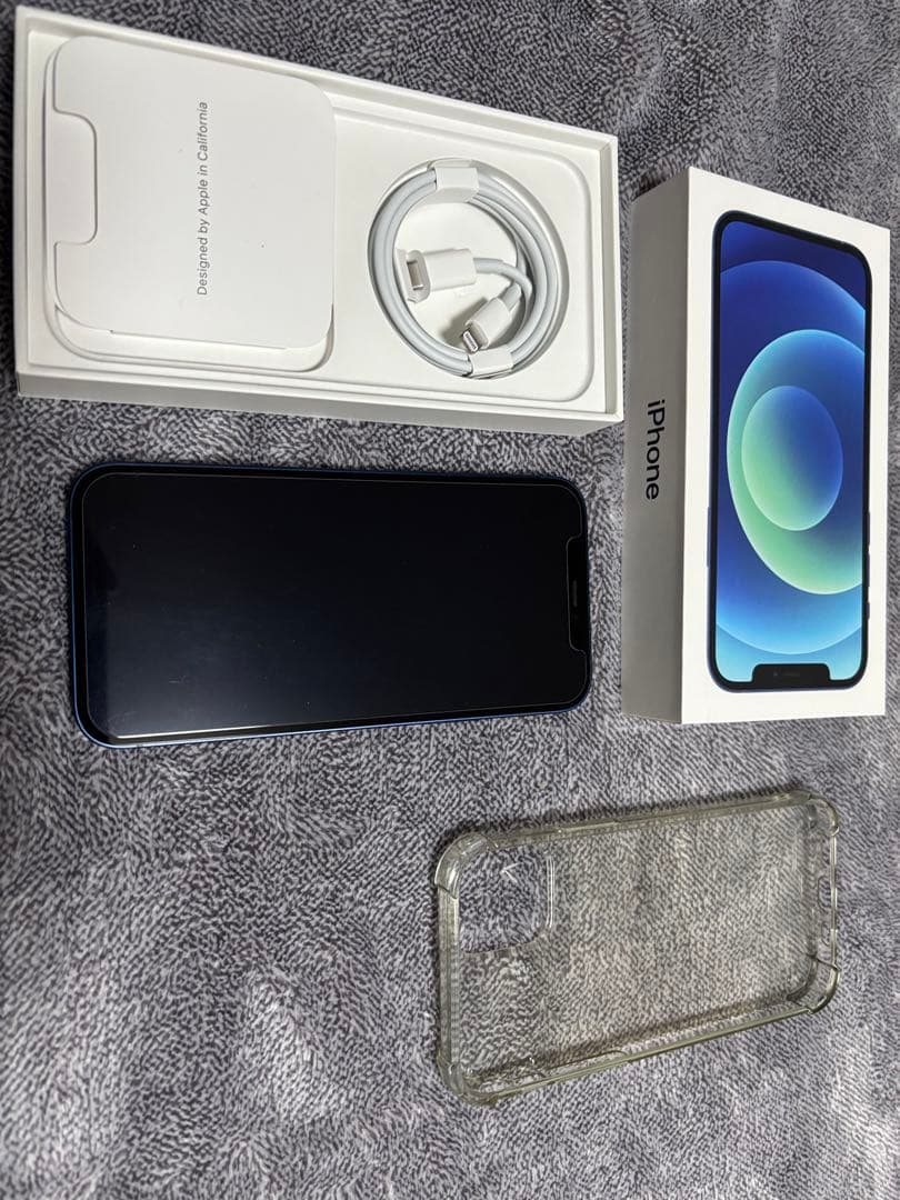 Apple iPhone 12 青色 本体