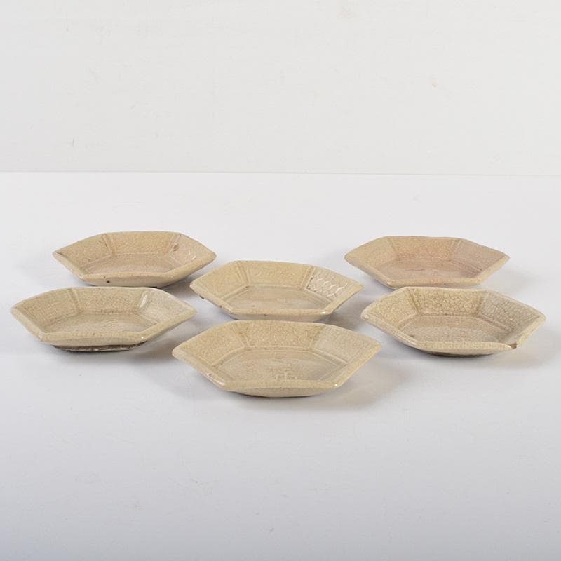 中国　南宋　官窯　氷裂漢字文　六角皿　手塩皿　小皿　6客まとめて　C　R6775