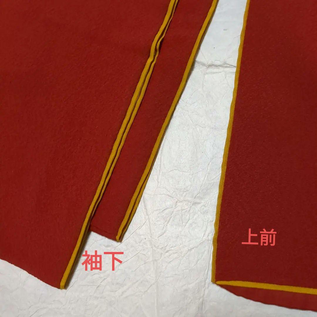 縮緬無地の振袖　ふきに凝った 親子共有　小物で楽しむ振袖