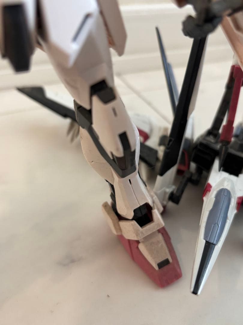 ガンダム ガンプラ ストライクルージュ プラモデル