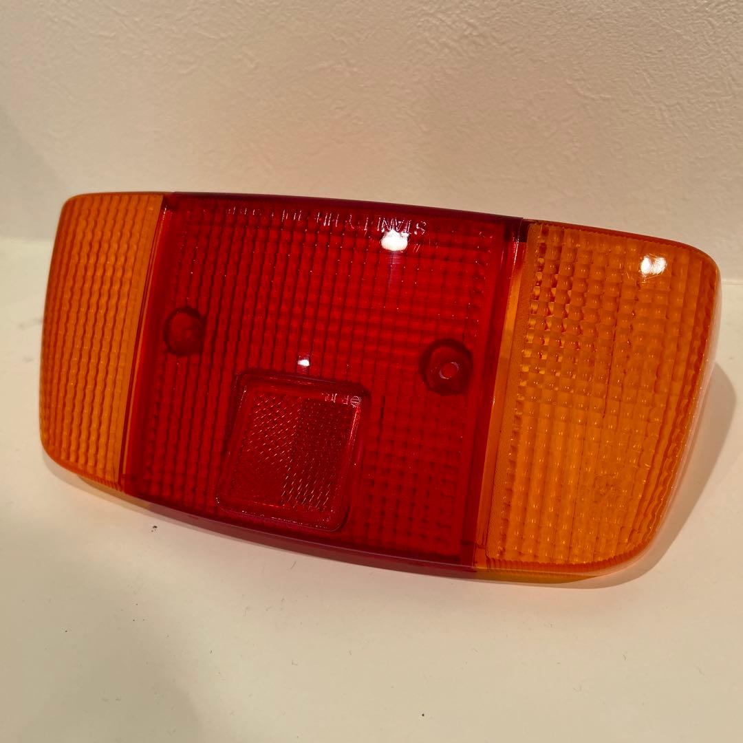 cbx400f 純正テールランプ　テールレンズ　当時物　本物　刻印有