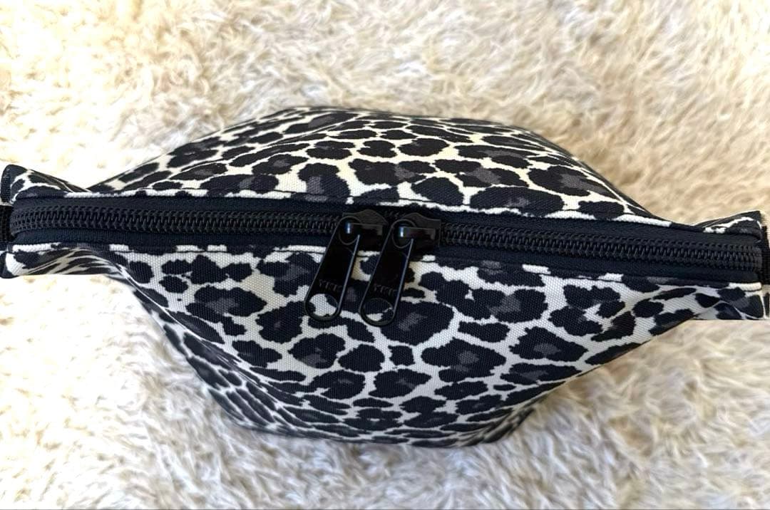 【美品】エルベシャプリエ 舟型ショルダーバッグ S パンサーブラン