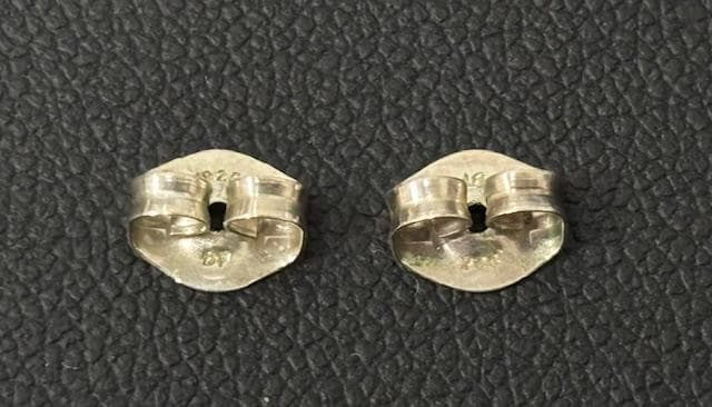 agete アガット シルバー刻印 ツイストデザイン ピアス