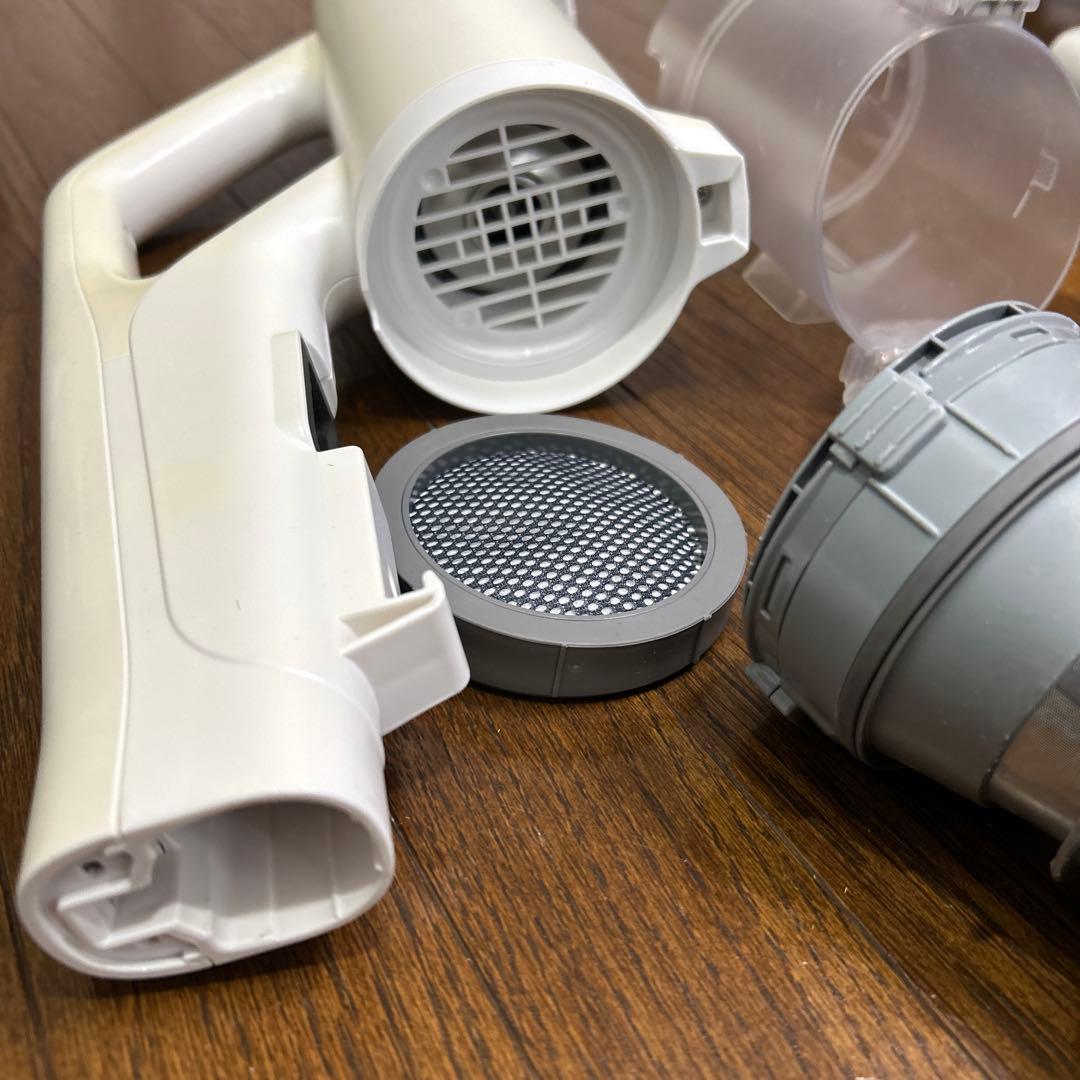 Panasonic MC-SB85K コードレス スティック掃除機　中古