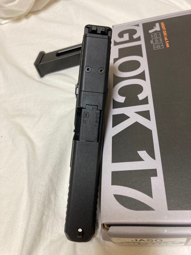 バトン　Glock グロックG17 Gen5 MOS C02【予備マガジン付き】